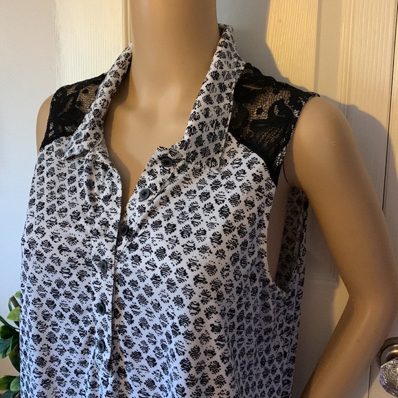 Plus size 1X black lace grey sleeveless tunic shirt top 1X - Picture 3 of 12